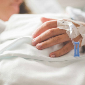 40-летняя женщина пережила семь остановок сердца за сутки